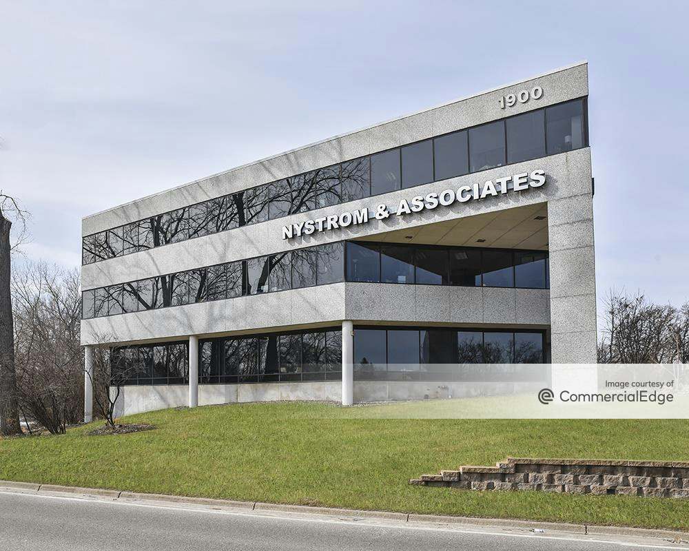 Brighton Professional Building - 1900 Silver Lake Road NW, St. Paul, MN